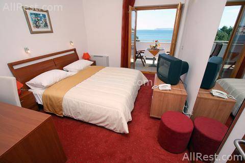 Eden Hotel 13